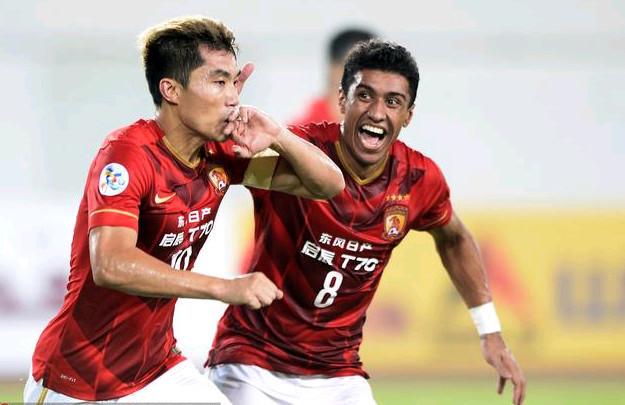 邮报：阿森纳会在冬窗听取针对马丁内利和本·怀特等人的报价（邮报称阿森纳冬窗将听取对马丁内利、本·怀特等球员的报价）