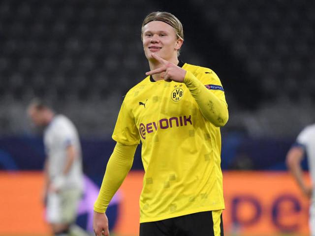 葡萄牙中场米德当选U17世界杯MVP，哈维为他颁奖