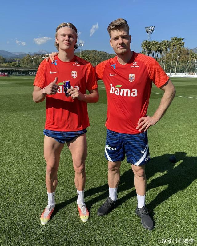 巴萨临时更换发布会人选，德容让位马丁内斯