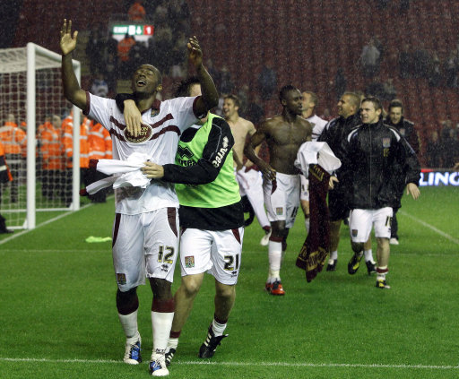 斯基拉：佛罗伦萨处于惩罚性休整状态，俱乐部采取强硬立场（斯基拉：佛罗伦萨遭惩罚性休整，俱乐部强硬表态）