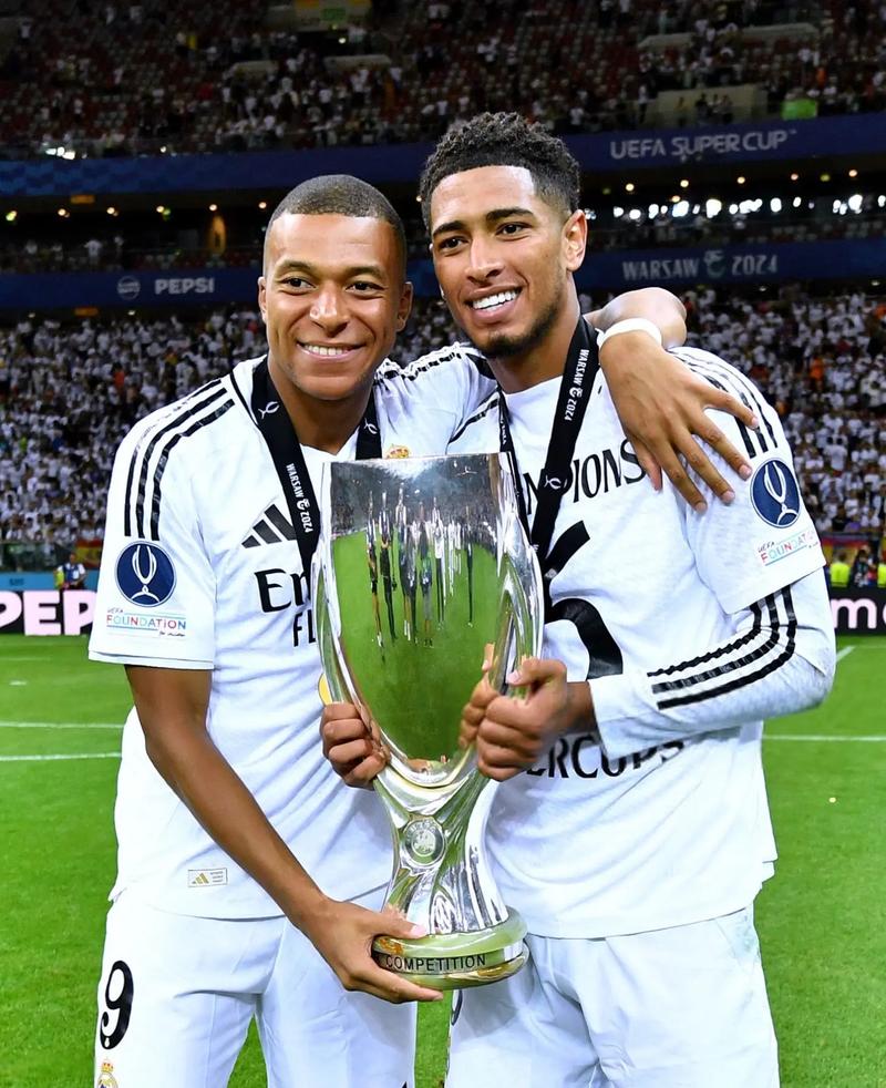 CBA球员表现回顾：广东队精彩集锦,