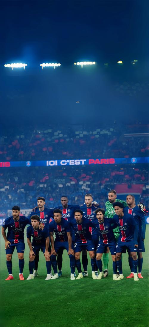 足球曼联新援首秀即破门，球迷高呼：值了！